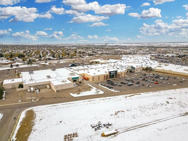 601 SE Wyoming Blvd, Casper, WY à louer - Photo de l’immeuble – Image 1 sur 7