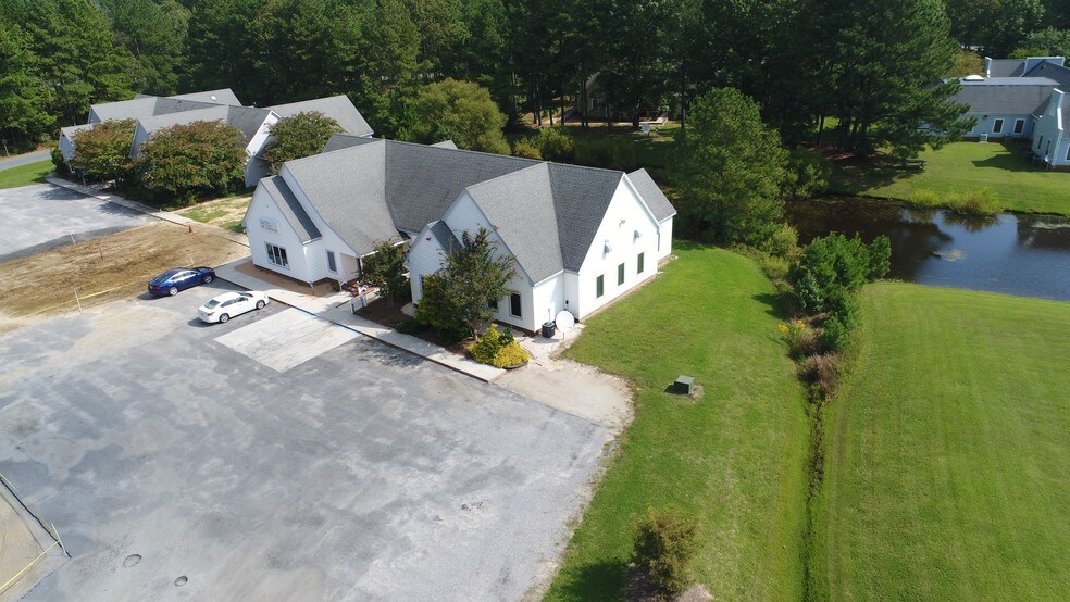 22581 Center Pky, Accomac, VA à vendre - Photo de l’immeuble – Image 2 sur 16