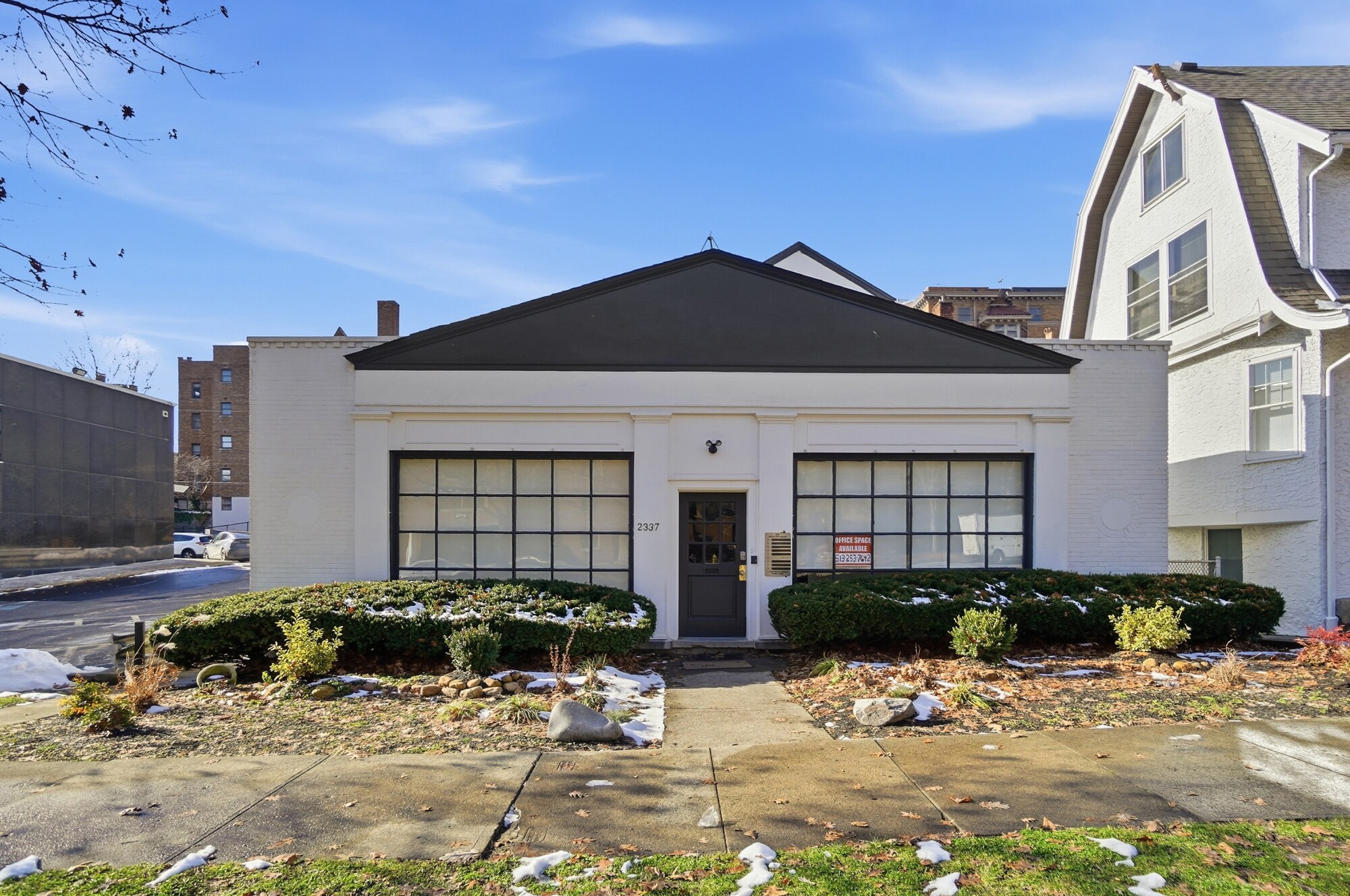 2337 Victory Pky, Cincinnati, OH à vendre Photo principale– Image 1 sur 50