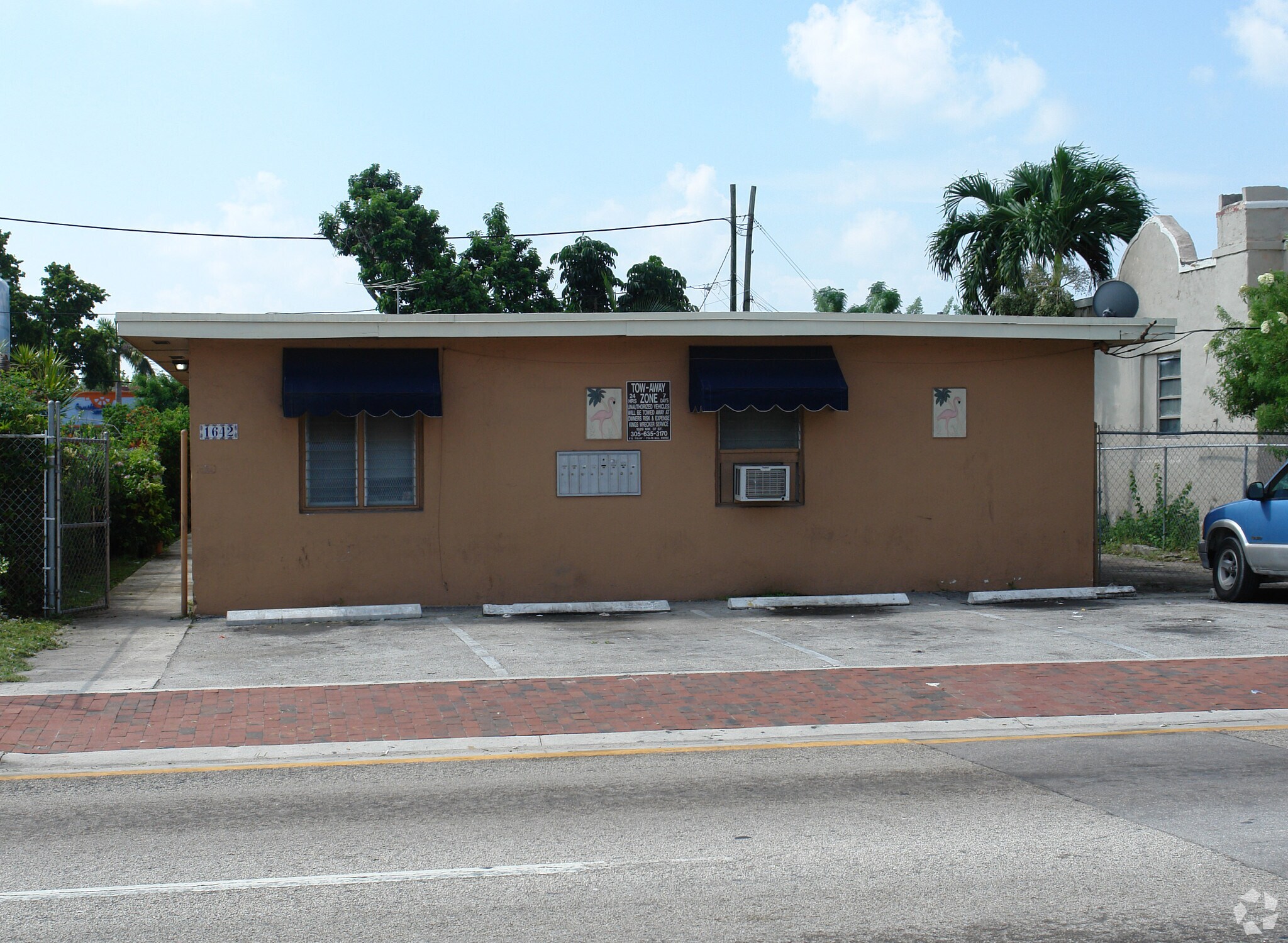 1642 SW 7th St, Miami, FL à vendre Photo principale– Image 1 sur 3