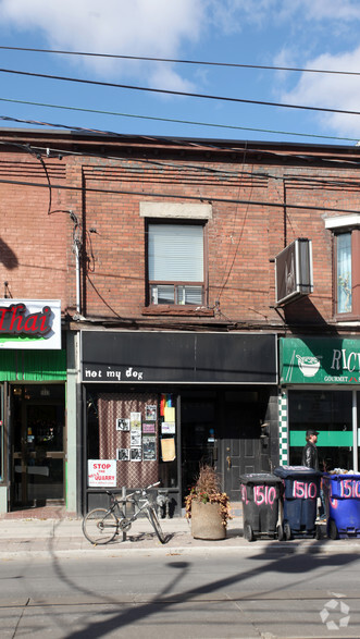 1510 Queen St W, Toronto, ON à vendre - Photo principale – Image 1 sur 6
