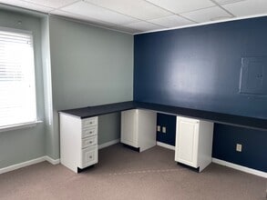 521 Old Great Neck Rd, Virginia Beach, VA à louer Photo intérieure– Image 2 sur 5