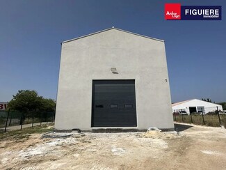 Plus de détails pour 614 Chemin Du Plan, Rognac - Local d'activités à louer