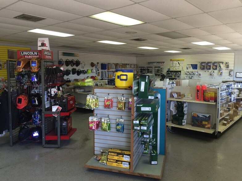 4895 S M L King Jr Pky, Beaumont, TX à vendre - Photo intérieure – Image 2 sur 4