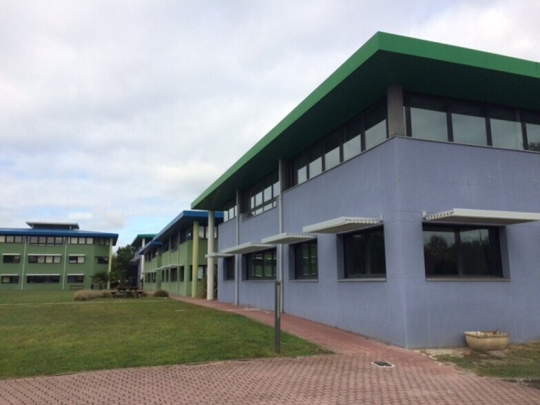 Bureau dans Pessac à louer - Photo de l’immeuble – Image 2 sur 5