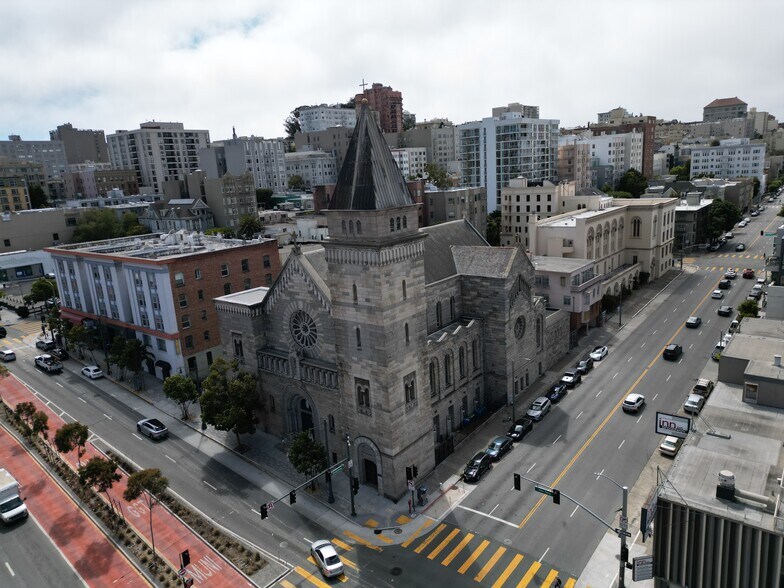 2151 Van Ness Ave, San Francisco, CA à vendre - Photo de l’immeuble – Image 2 sur 5