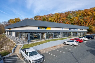 Plus de détails pour 115 Cedar St, Milford, MA - Local d'activités à louer