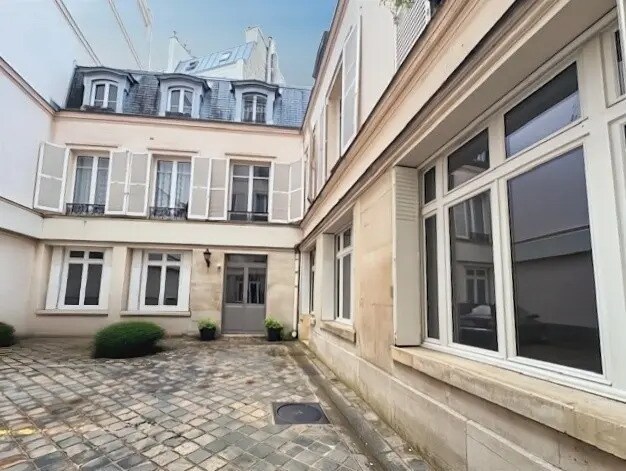 Bureau dans Paris à louer - Photo de l’immeuble – Image 2 sur 5