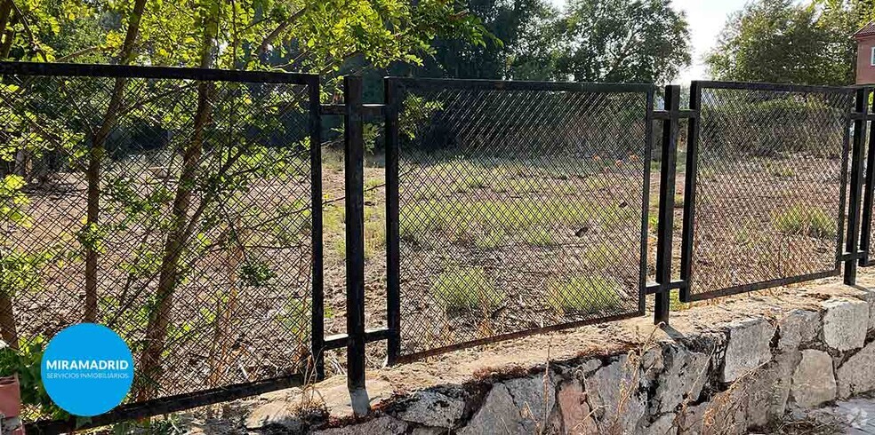Terrain dans Ajalvir, Madrid à vendre - Photo de l’immeuble – Image 2 sur 3