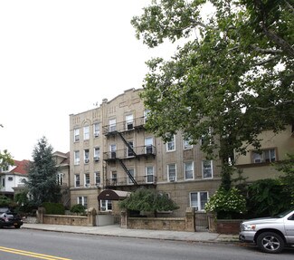 Plus de détails pour 8794 15th Ave, Brooklyn, NY - Logement à vendre