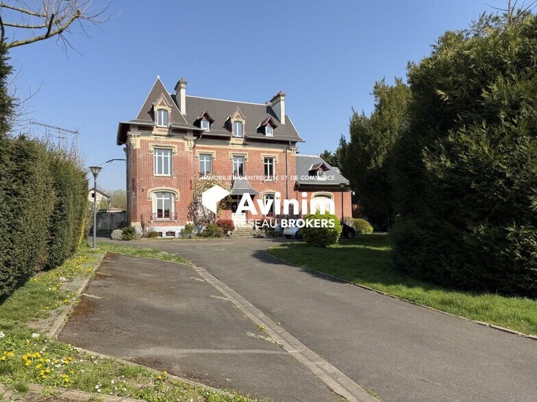 Bureau dans Mitry-Mory à louer - Photo de l’immeuble – Image 1 sur 10