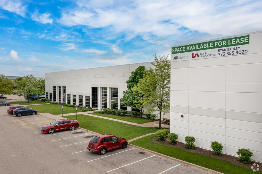 375 W South Frontage Rd, Bolingbrook, IL à louer - Photo de l’immeuble – Image 3 sur 6