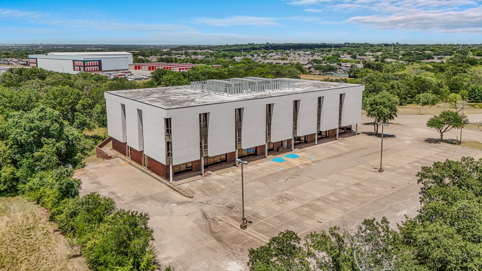 6900 Anderson Blvd, Fort Worth, TX à louer Photo de l’immeuble– Image 1 sur 14