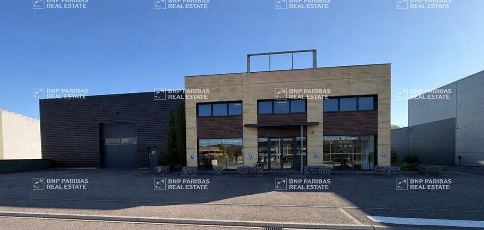 Local d'activités dans Marange-Silvange à vendre - Photo de l’immeuble – Image 1 sur 15