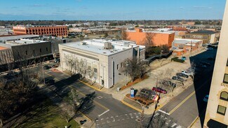 Plus de détails pour 300 Desiard St, Monroe, LA - Bureau à vendre