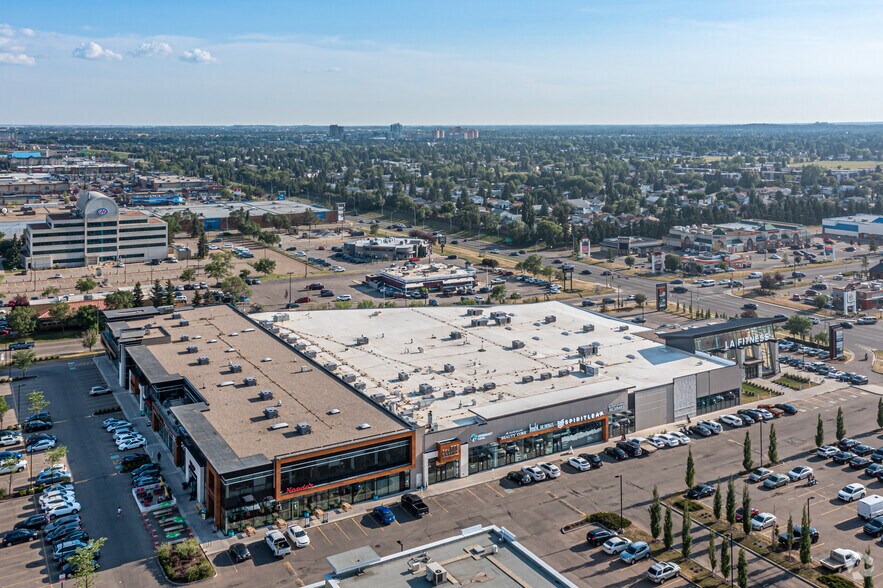 4210-4228 Gateway Blvd, Edmonton, AB à louer - Photo de l’immeuble – Image 3 sur 5