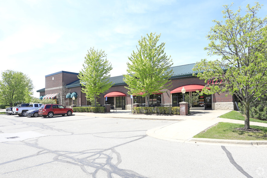7010-7080 Gateway Park Dr, Clarkston, MI à louer - Photo de l’immeuble – Image 3 sur 4