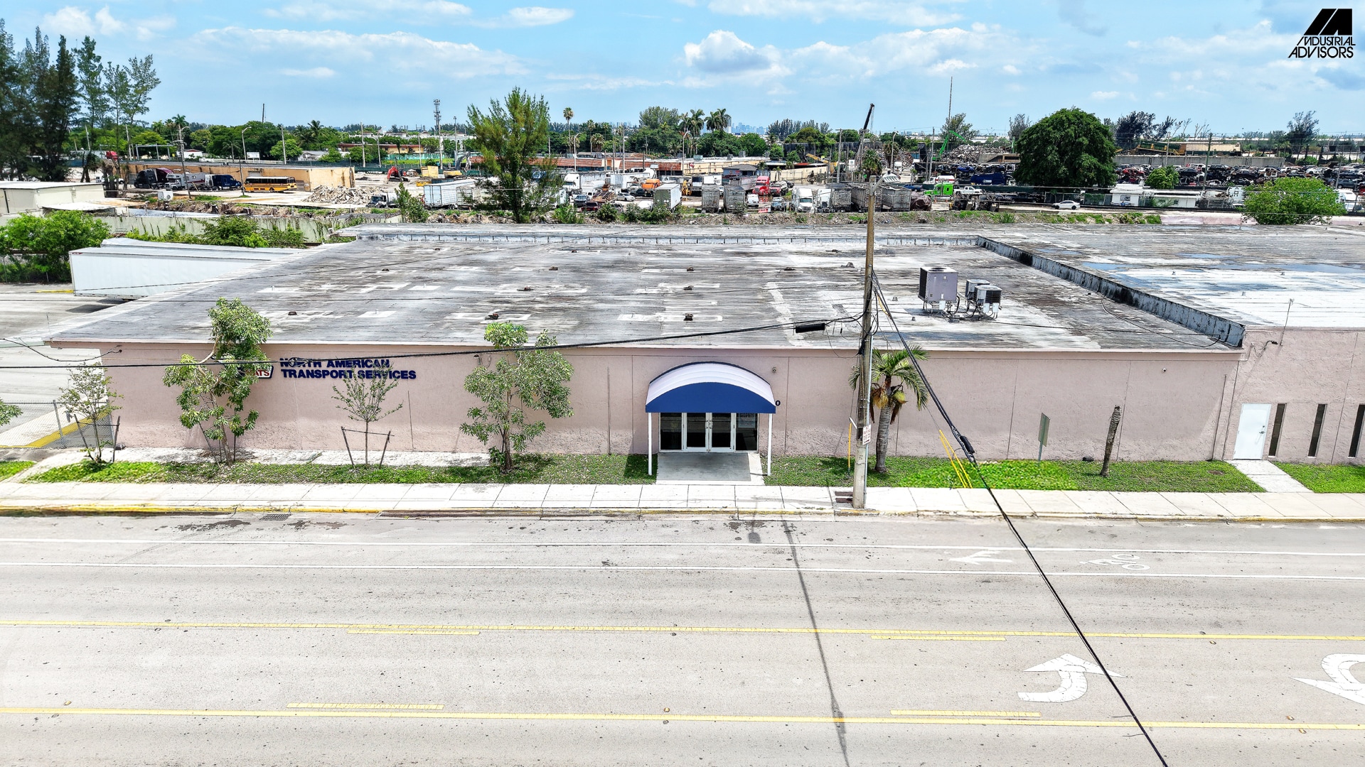 160 Ali Baba Ave, Opa-locka, FL à louer Photo intérieure– Image 1 sur 4