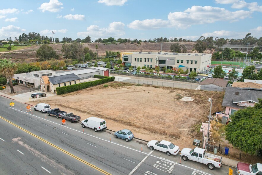 4560 Imperial Ave, San Diego, CA à vendre - Photo de l’immeuble – Image 2 sur 10