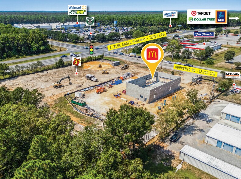10291 Sorrento Rd, Pensacola, FL à vendre - Photo de l’immeuble – Image 3 sur 6