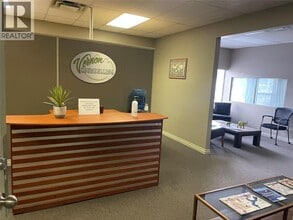 2808 48 Av, Vernon, BC à louer Photo intérieure– Image 1 sur 9