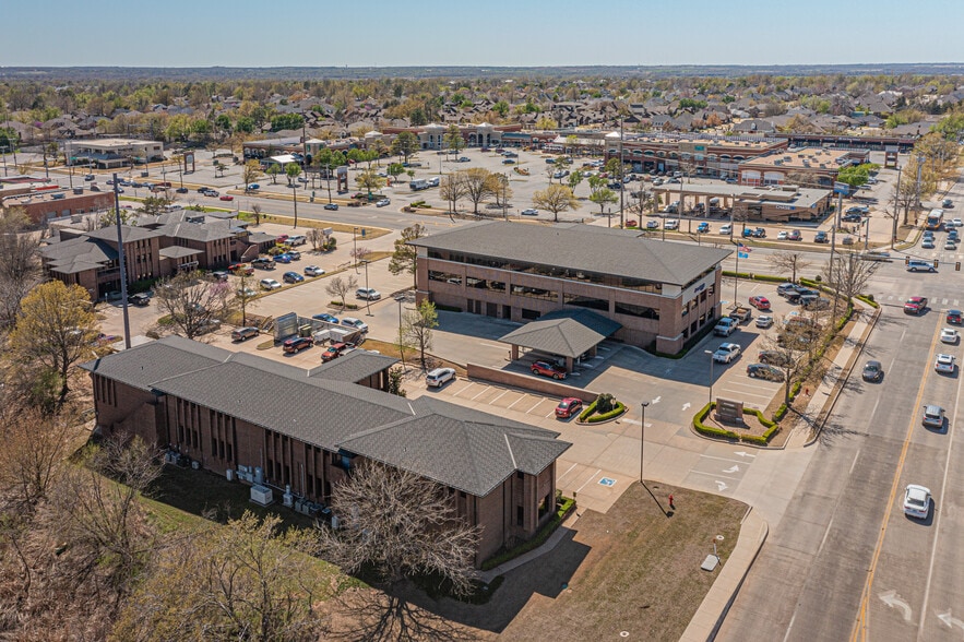 3550 W Robinson St, Norman, OK à louer - Aérien – Image 2 sur 2