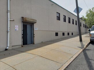 Plus de détails pour 12902 15th Ave, College Point, NY - Local d'activités à louer