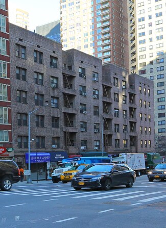Plus de détails pour 849-851 2nd Ave, New York, NY - Local commercial à louer