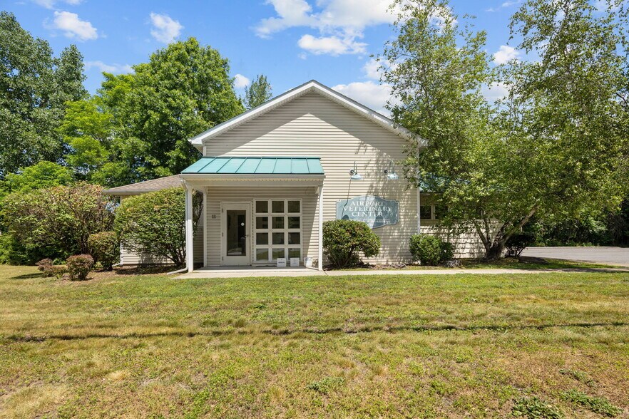 11 Airport Dr, Wappingers Falls, NY à vendre - Photo de l’immeuble – Image 3 sur 25
