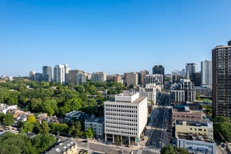 1300 Yonge St, Toronto, ON - VUE AÉRIENNE  vue de carte