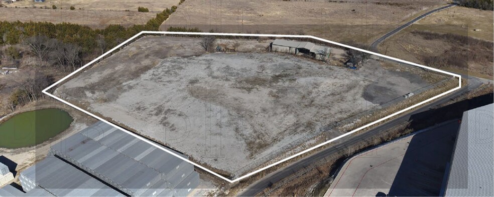 601, 867, & 906 Talco Rd, Lancaster, TX à louer - Photo principale – Image 1 sur 18