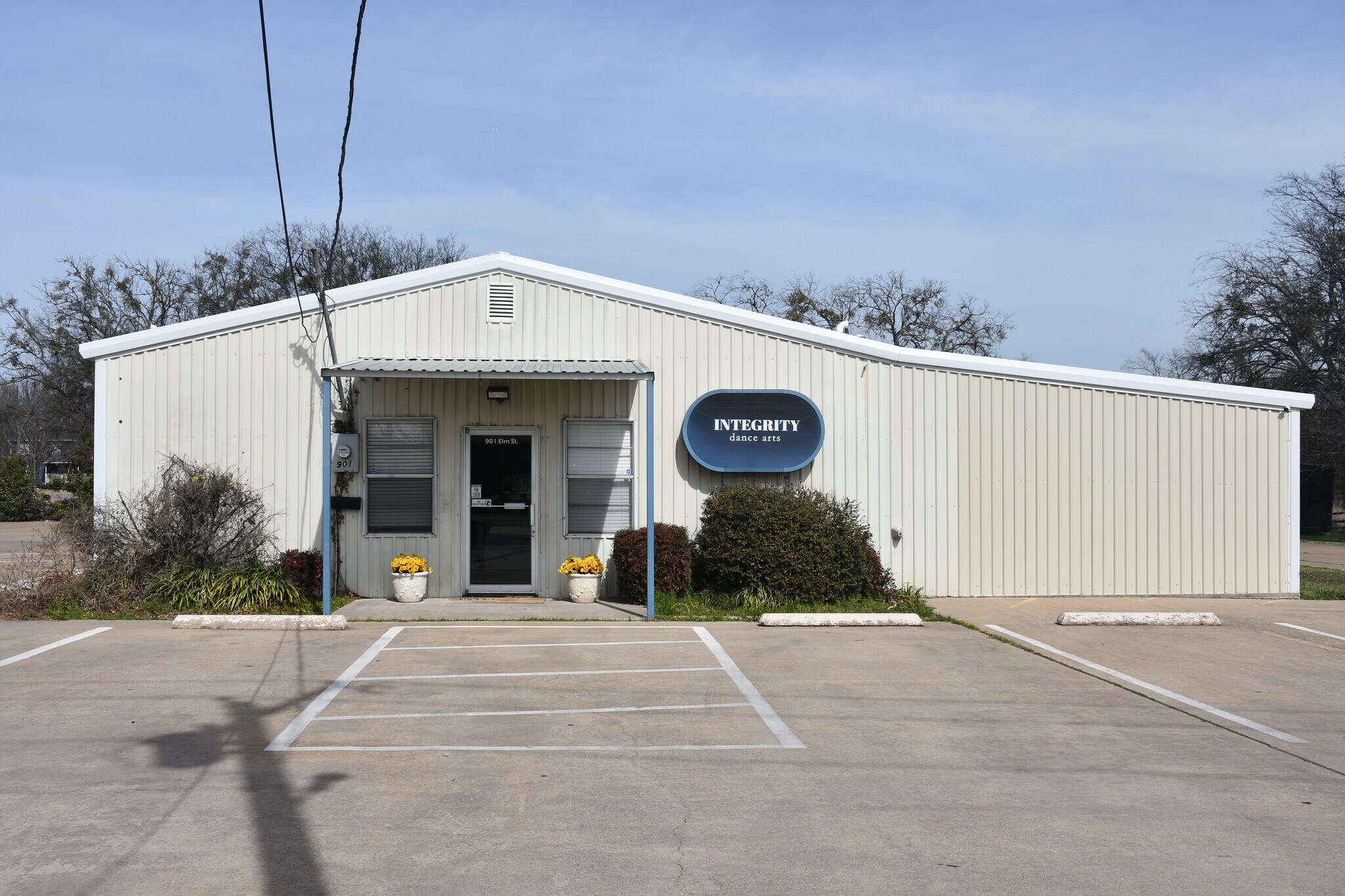 901 Elm St, McKinney, TX à vendre Photo principale– Image 1 sur 29