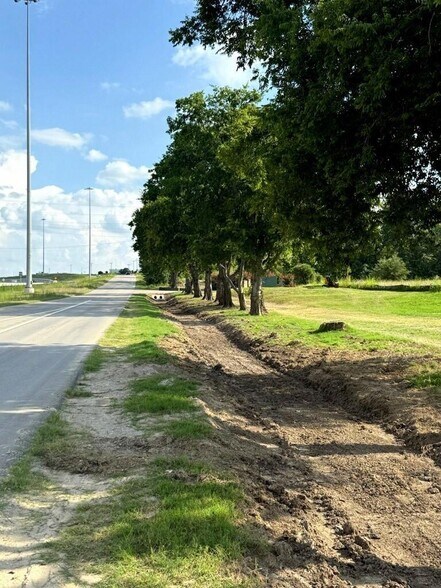 TBD Gateway Drive Unit#Lots 22-26, Sherman, TX à vendre - Photo de l’immeuble – Image 2 sur 8