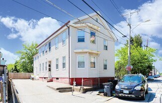 Plus de détails pour 165 Knight St, Providence, RI - Logement à vendre