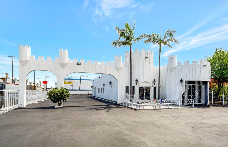 1500 W Pacific Coast Hwy, Long Beach, CA à vendre - Photo de l’immeuble – Image 2 sur 18
