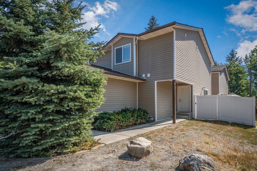 101 W 17th Ave, Post Falls, ID à vendre - Photo de l’immeuble – Image 2 sur 14