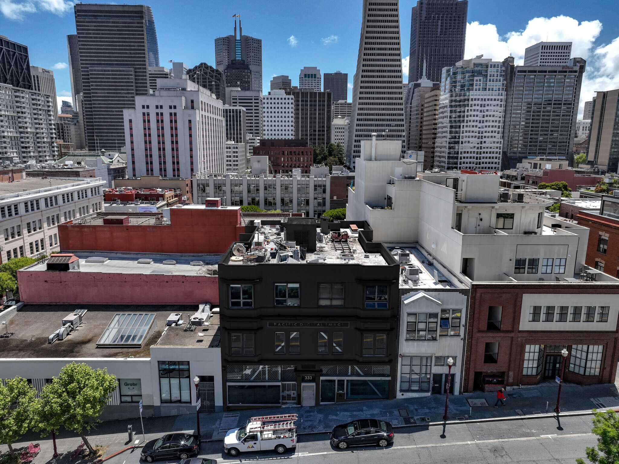 333 Broadway, San Francisco, CA à louer Photo de l’immeuble– Image 1 sur 21