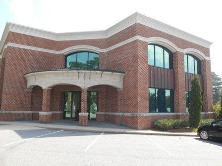 210 Bryant St, Rocky Mount, NC à vendre - Photo principale – Image 1 sur 1