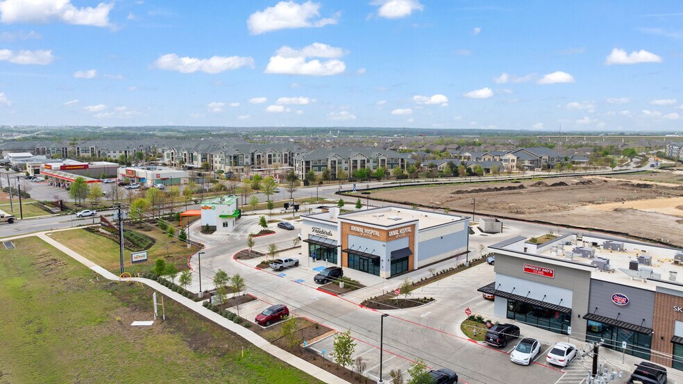 126 Chris Kelley blvd, Hutto, TX à vendre - Photo de l’immeuble – Image 2 sur 17
