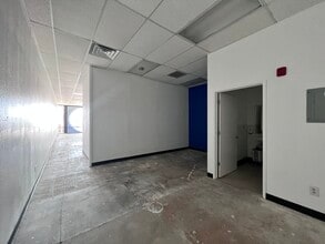 101-179 Lake Blvd, Redding, CA à louer Photo de l’immeuble– Image 1 sur 6