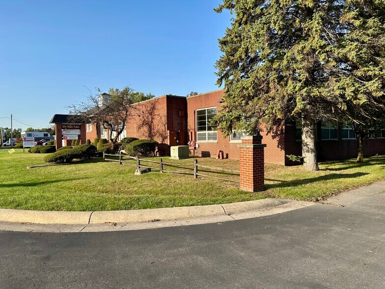 2059 N Monroe St, Monroe, MI à louer - Photo de l’immeuble – Image 2 sur 28