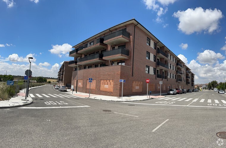 Immeuble residentiel dans Torrejón de Velasco, Madrid à vendre Photo intérieure– Image 1 sur 2