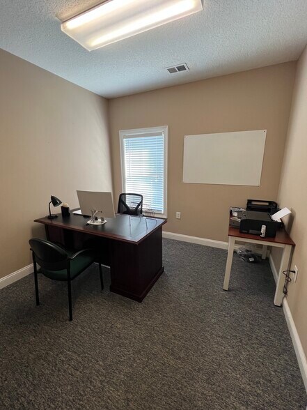 4214 Mayfair St, Myrtle Beach, SC à louer - Photo de l’immeuble – Image 2 sur 8
