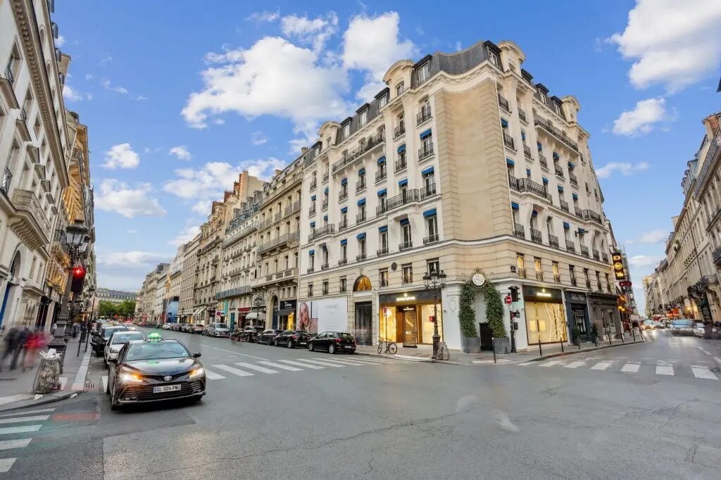 2 Rue De La Paix, Paris à louer Photo de l’immeuble– Image 1 sur 16