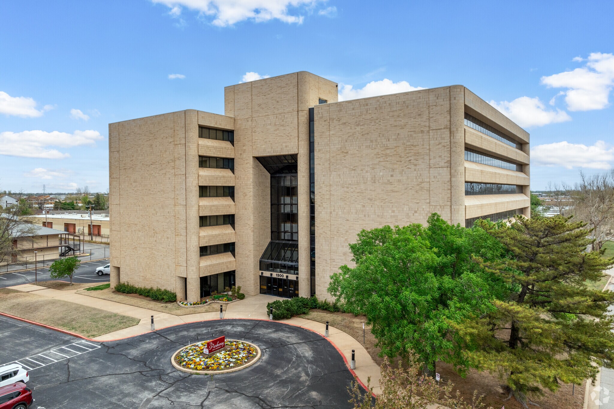 1300 S Meridian Ave, Oklahoma City, OK à vendre Photo principale– Image 1 sur 6