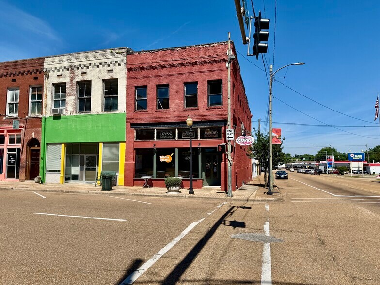 100 S Main St, Yazoo City, MS à vendre - Photo de l’immeuble – Image 3 sur 42