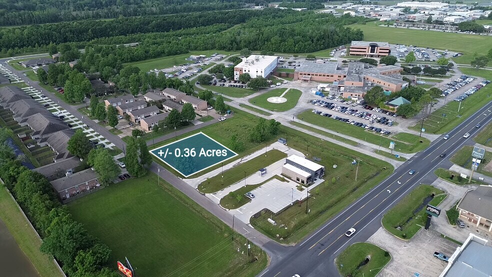 Lots 1-A & 2-A Rothland Subdivision W, Gonzales, LA à vendre - Photo principale – Image 1 sur 2