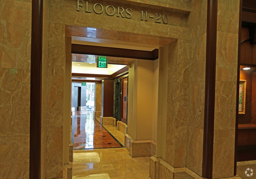 201 E Kennedy Blvd, Tampa, FL à louer - Hall d’entrée – Image 3 sur 50