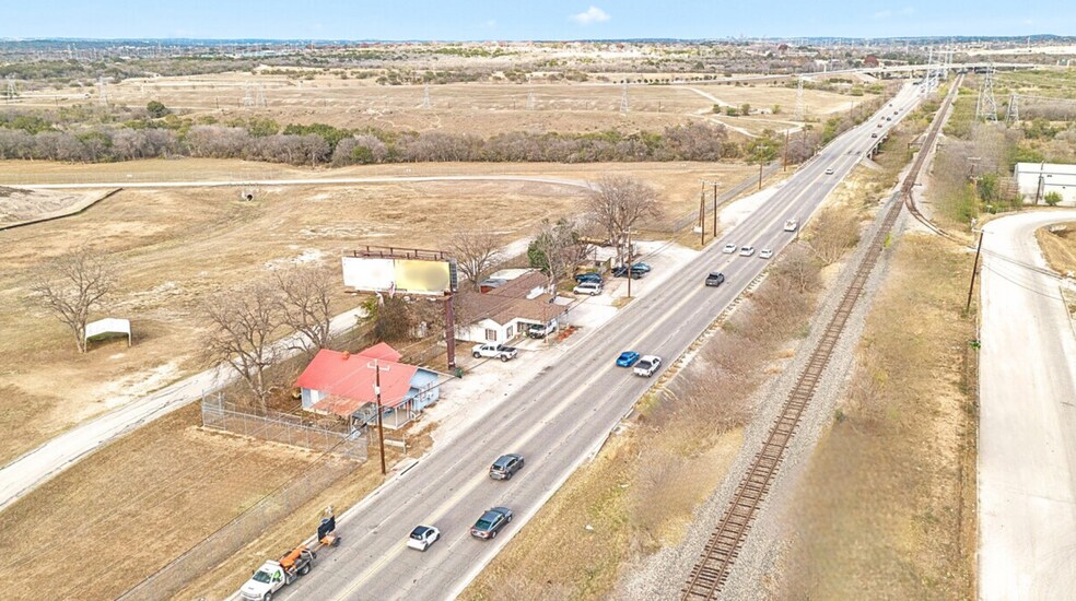 San Antonio Airport Frontage Portfolio portefeuille de 3 biens à vendre sur LoopNet.fr - Aérien – Image 3 sur 15