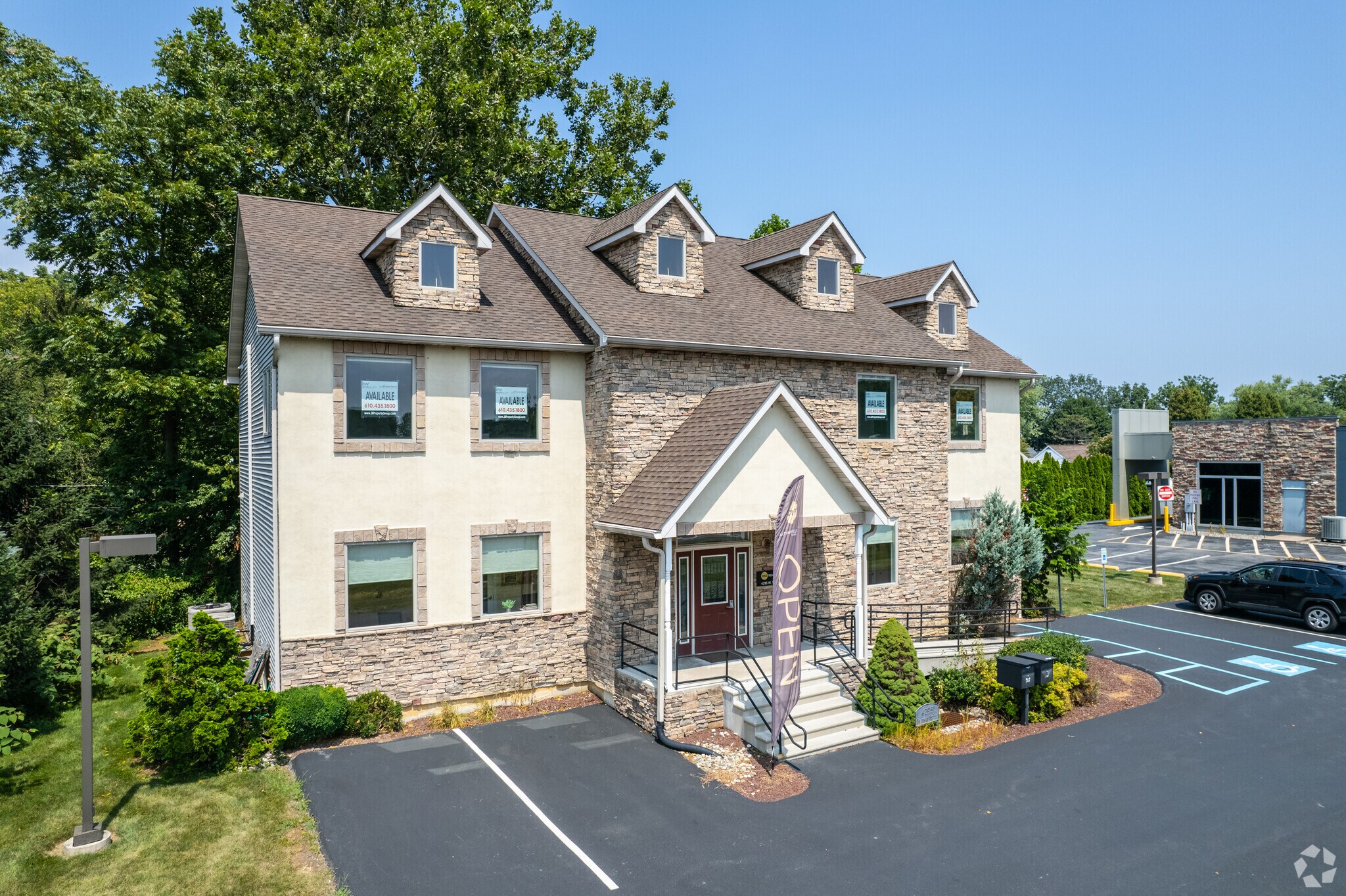 4295 W Tilghman St, Allentown, PA à vendre Photo principale– Image 1 sur 17